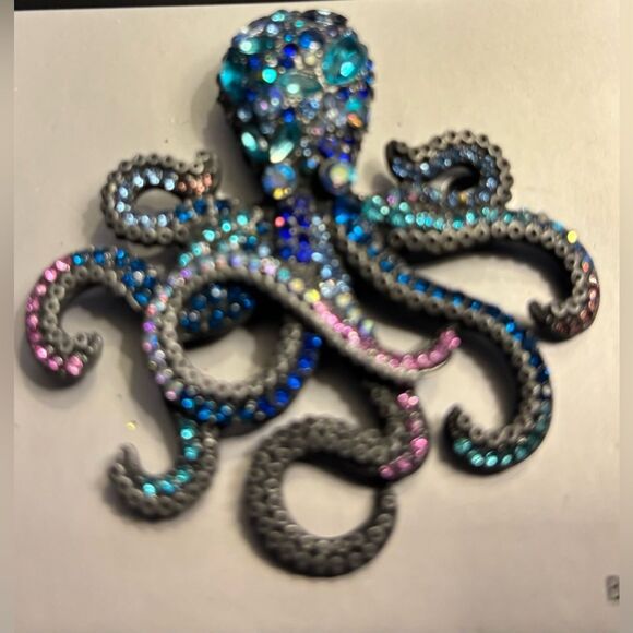New! Metal Gallery Octopus Rhinestone Brooch - Picture 4 of 5